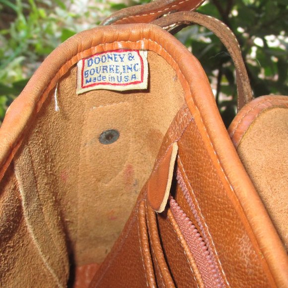 Vintage Dooney & Bourke Burnt Orange All Weather Leather Bag USA - Picture 4 of 14